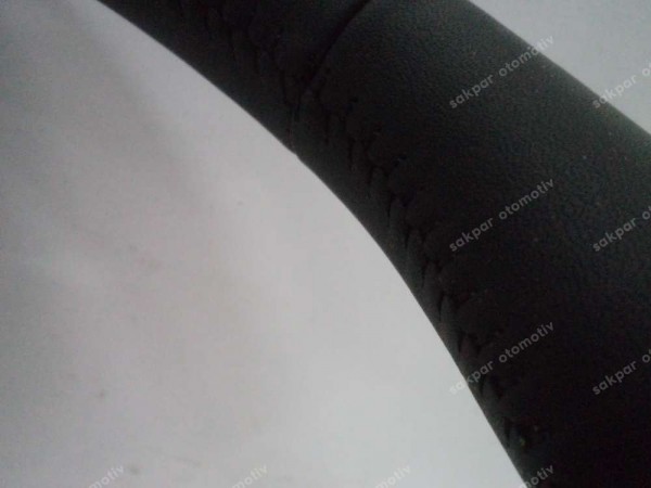 Renault Clio 4 Captur Direksiyon Simidi Deri Parlak Siyah Ambalajsız Ürün YP 484006599R (EE112)