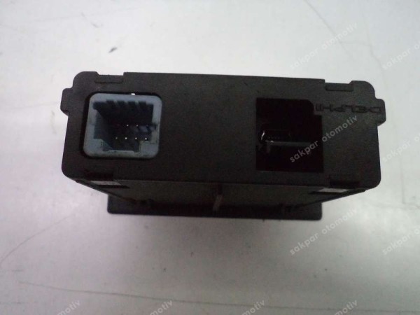 Renault Clio 5 Aux Usb Girişi Ünitesi Aksesuar Prizi Orj 280231553R SP YP (DE1212)