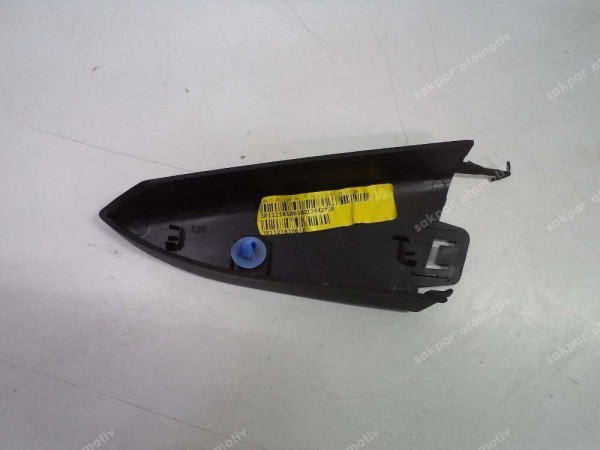 Renault Clio 5 Sağ Arka Kapı İç Direk Bakaliti Orj 822749769R SP YP (DB1316)