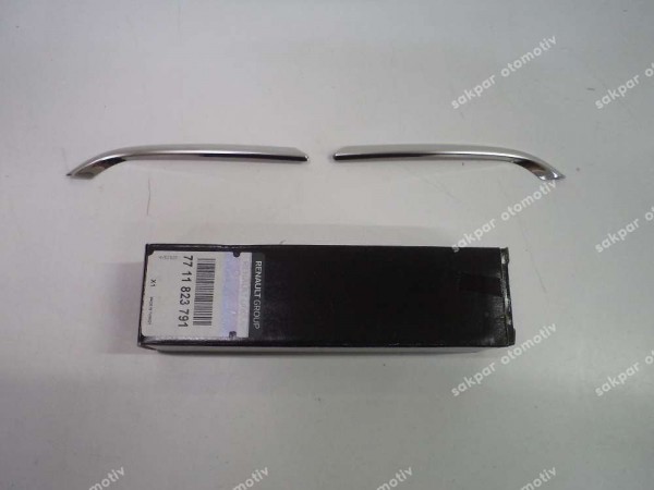 Renault Clio 5 Krom Reflektör Çıtası Orj 7711823791 YP (KE140)