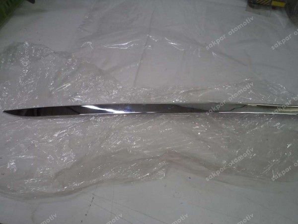 Renault Fluence Krom Bağaj Kapağı Çıtası 7711427451 YP (AC110)