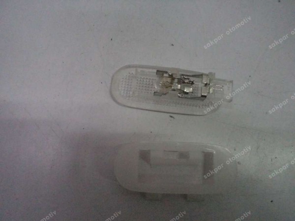 Renault Megane 2 Güneşlik Aydınlatma Lambası Orj 7701207768 YP  (AC122)