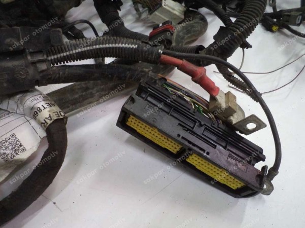 Renault Clio 4 0.9 Faz 2 Motor Tesisatı 240112387R CP (EE120)