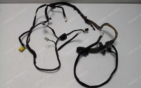 Hyundai İ20 Sağ Ön Kapı Elektrik Kablo Demeti Tesisatı 91611-C8431 CP (ZB121)