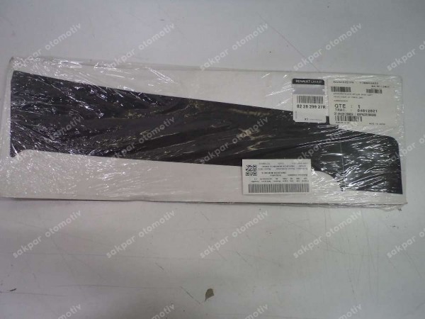 Dacia Duster Direk Bandı Kaplaması 822829927R YP (DC127)