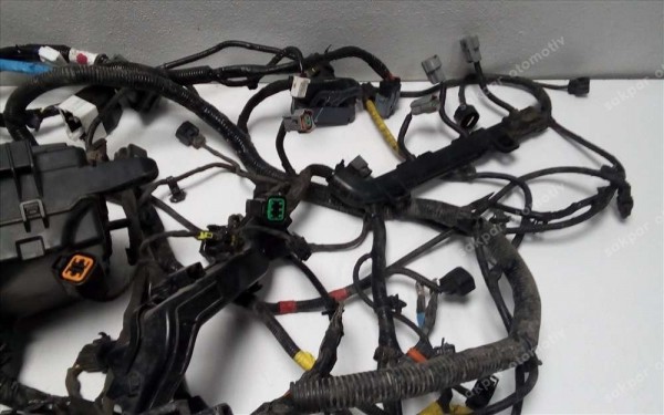 Hyundai İ20 1.2 Motor İçi Tesisatı Sigorta Kutusu 91217-C8410 91950-C8290 CP [TES5]