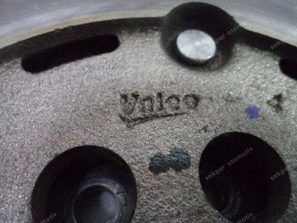 Renault Clio 5 Megane 4 1.0 Tce Volant 123100749R CP (HB120)