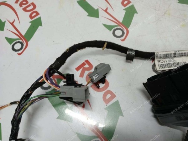 Ford Fiesta Sağ Ön Kapı Elektrik Tesisatı Kablosu 8V5T-14A584-BDH CP (ZB136)