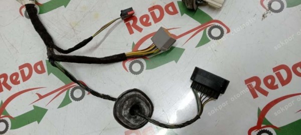 Ford Fiesta Sol Ön Kapı Elektrik Tesisatı Kablosu 8V5T-14A584-ACG CP (ZB136)