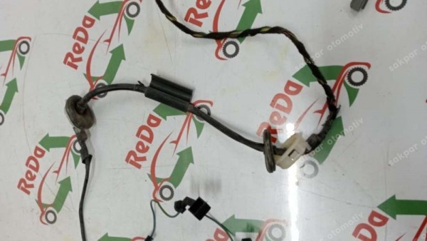 Ford Focus 1 HB Bagaj Kapı Kapak Kablo Tesisatı 2M5T-14A584-BDB CP (ZB135)