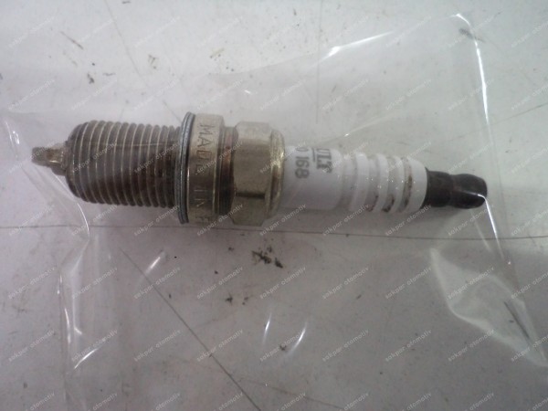 Renault Clio 2 Buji Orjinal 7700500168 YP (EC126)