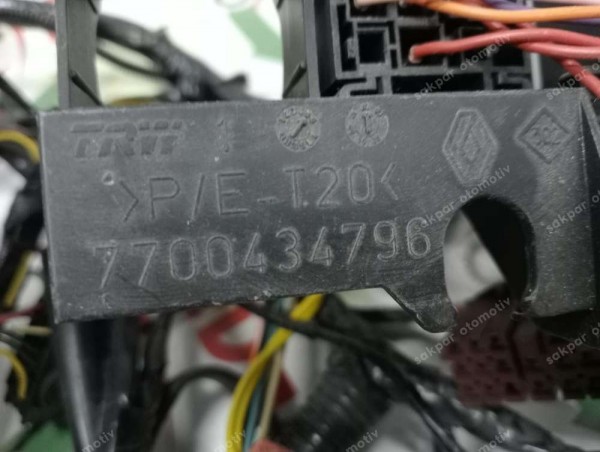 Renault Clio Symbol Torpido Elektrik Tesisatı Orj  7703597061 CP (TES2)