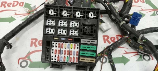 Hyundai Matrix Sigorta Kutusu Ana Tesisat 91104-10230 91188-17000 YP (TES6)