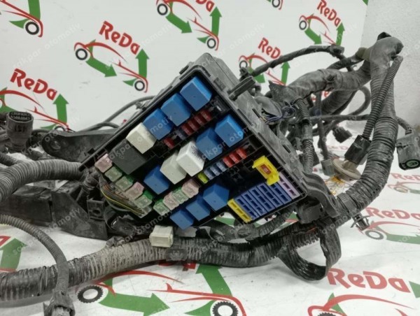 Hyundai Matrix 1.6 Motor Elektrik Tesisatı Sigorta Kutusu Komple 91407-17690 91201-10420 CP (TES6)