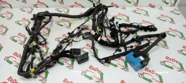 Hyundai Tucson  Motor Elektrik Tesisatı Sigorta Kutusu 91490-2E000 91421-2E263 YP (TES6)