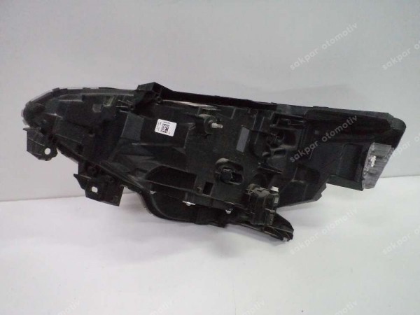 Renault Clio 5 İcon Sağ Far Orj 260104922R CP HP (AA120)