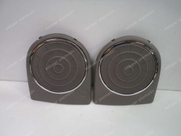 Renault Symbol Ön Kapı Hoparlör Kapağı Takımı Orj 281760570R YP (GF125)
