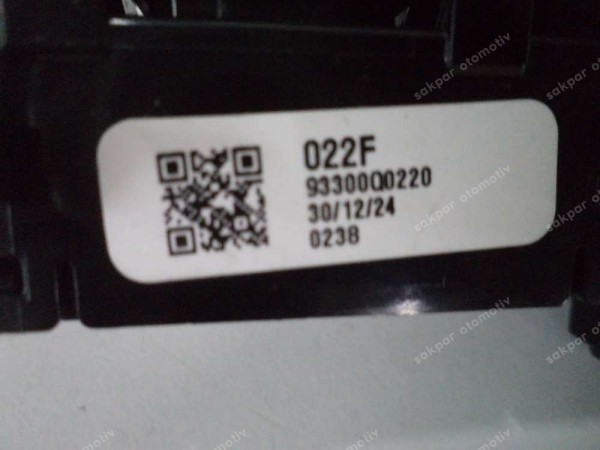 Hyundai İ20 Bayon Konsol Orta Sivici Orj 93300-Q0300 SP YP (AF132)