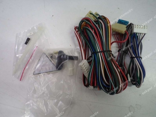 Renault Dacia Standart Alarm Cenmax 7711472170 YP (GG124)