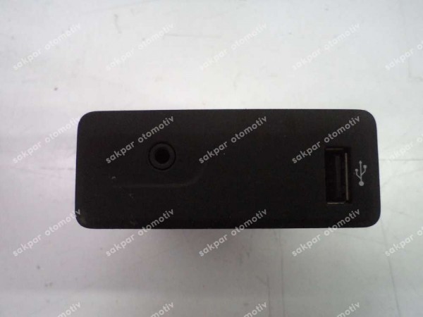 Renault Megane 4 Aux Usb Girişi Ünitesi Aksesuar Prizi Orj 280235216R CP (DE111)