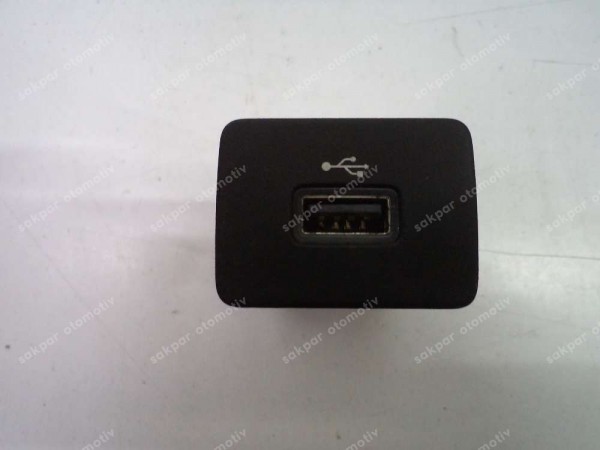 Dacia Sandero Taliant Usb Girişi Aksesuar Prizi Orj 280231389R YP SP (DE111)