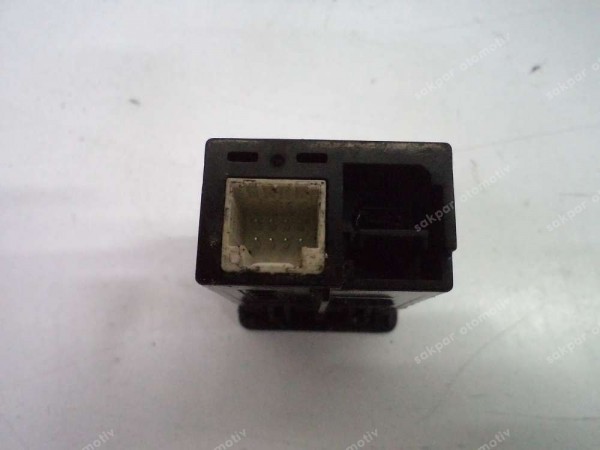 Dacia Sandero Taliant Usb Girişi Aksesuar Prizi Orj 280231389R YP SP (DE111)