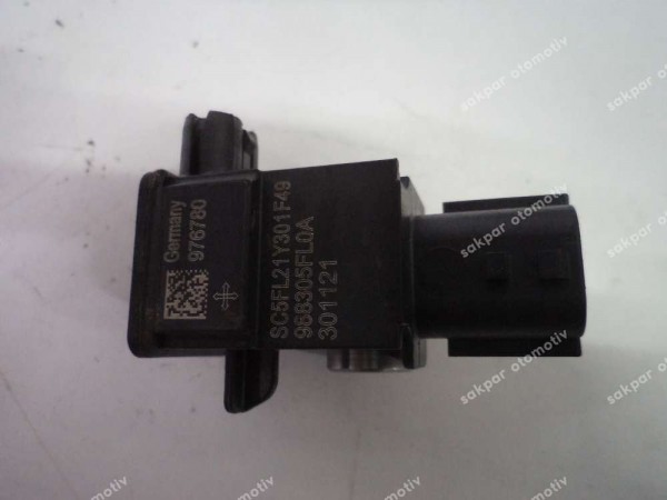 Renault Clio 5 Captur Darbe Çarpışma Sensörü Orj 988305FL0A SP YP (DE111)