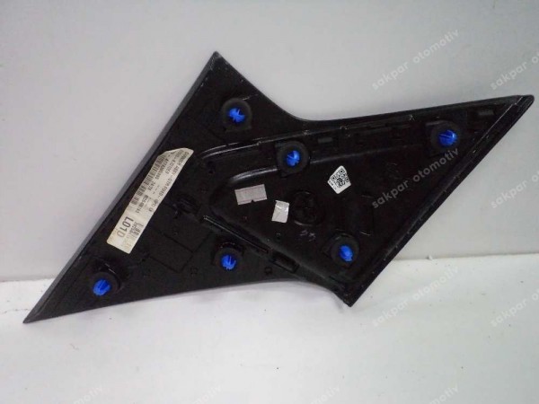 Hyundai İ10 Sol Arka Bakalit 87830-K7010 YP SP (DD126)