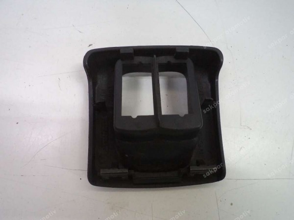 Renault Megane Kangoo Konsol Buton Yuvası Orj 7700430599 CP (DB1318)