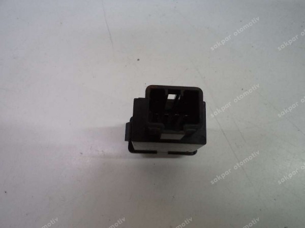 Hyundai Accent Sis Lambası Anahtarı Orj 864W0171 CP (DE111)