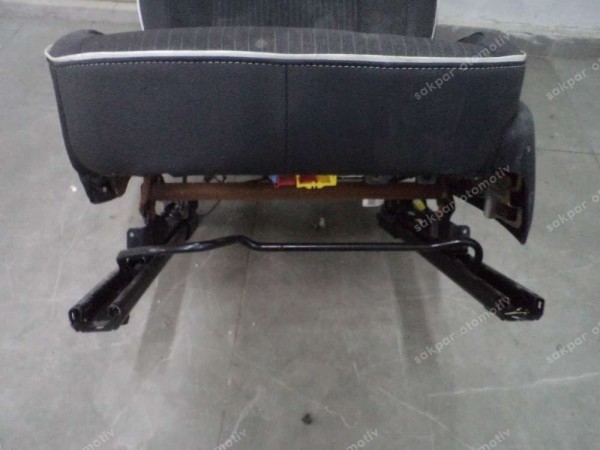 Renault Clio 5 Sol Ön Koltuk Orjinal 876512368R SP YP (DD140)