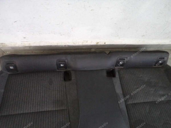 Renault Clio 5 Arka Koltuk Oturma Minderi Orjinal 883057502R SP YP (DD140)