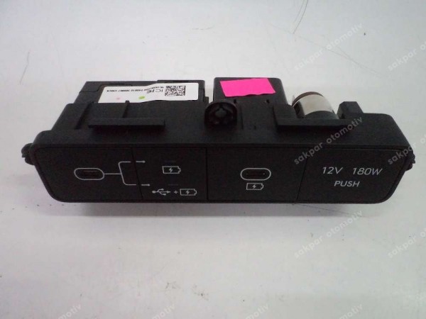 Hyundai Tucson Usb Çakmaklık Giriş Soketi 961A0-N7200 YP SP (DE111)