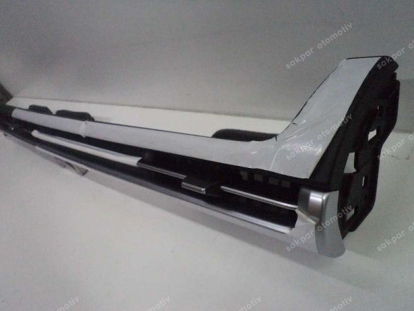 Hyundai Tucson Torpido Çıtası Kalorifer Izgaraları 847Z6-N7AB0 YP SP (AE140)