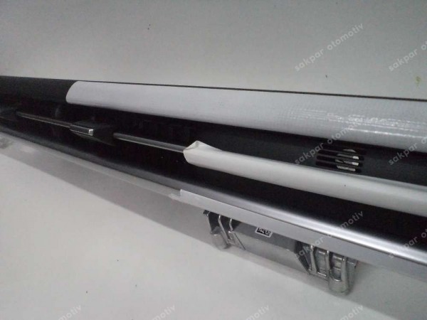 Hyundai Tucson Torpido Çıtası Kalorifer Izgaraları 847Z6-N7AB0 YP SP (AE140)