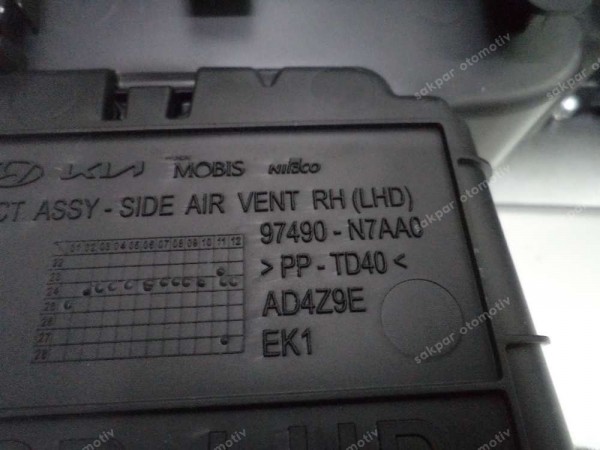 Hyundai Tucson Torpido Çıtası Kalorifer Izgaraları 847Z6-N7AB0 YP SP (AE140)