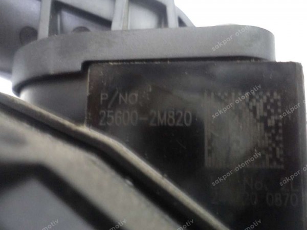 Hyundai Tucson Termostat Orj 25600-2M820 SP YP (DC137)