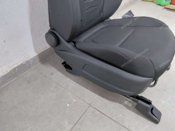 Hyundai Tucson Sağ Ön Koltuk Orj. SP YP (CB130)