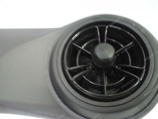 Hyundai İ10 Torpido Çıtası ve Kalorifer Izgarası 84795-K7000 YP SP (AE140)