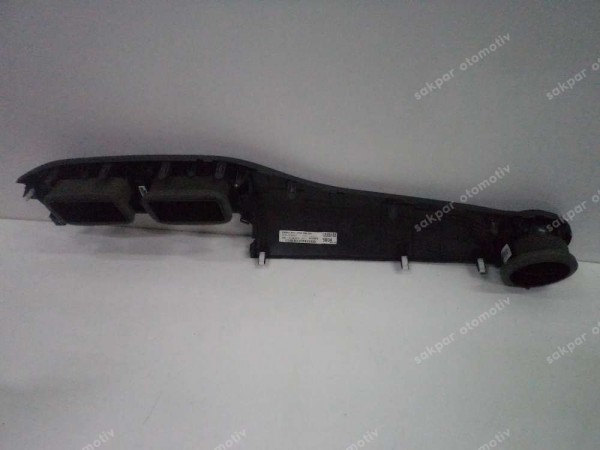 Hyundai İ10 Torpido Çıtası ve Kalorifer Izgarası 84795-K7000 YP SP (AE140)