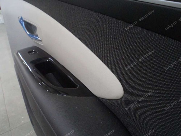 Hyundai Tucson Sağ Ön Kapı Orjinal 76004-N7005 YP SP (CA110)