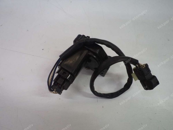 Hyundai Getz Ön Sağ Kapı Otomatik Merkezi Kilit 4 Fişli Orj 95735-1C010 CP (DE111)