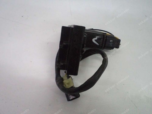Hyundai Getz Ön Sağ Kapı Otomatik Merkezi Kilit 4 Fişli Orj 95735-1C010 CP (DE111)