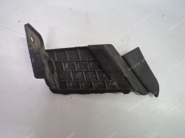 Hyundai İ20 Ön Cam Sağ Köşe Plastiği Bakaliti Orj 86154-C8000 CP (DB1316)