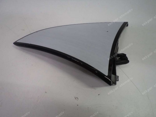 Renault Megane 4 Sol Arka Rüzgarlık Bakaliti Orj 960774145R YP (AC110)