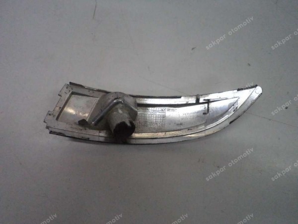 Ford Fiesta Sinyal Lambası Orj 8A61-13B382-A CP (BA124)