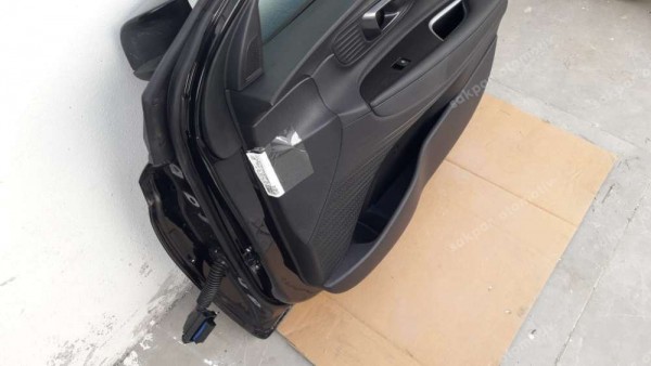 Hyundai Bayon Sağ Ön Kapı (Siyah) Orj 76004-Q0400 SP YP (BD110)