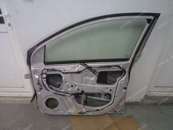 Hyundai İ20 Sağ Ön Kapı Orjinal CP (BE110)