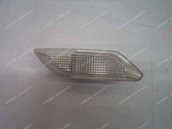 Renault Taliant Sol Ön Çamurluk Sinyali Orj 261662708R CP (BB126)
