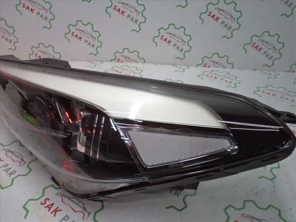 Hyundai Tucson Sol Led Far Orjinal 92101-D7100 CP (AB130- BD130-CE110)